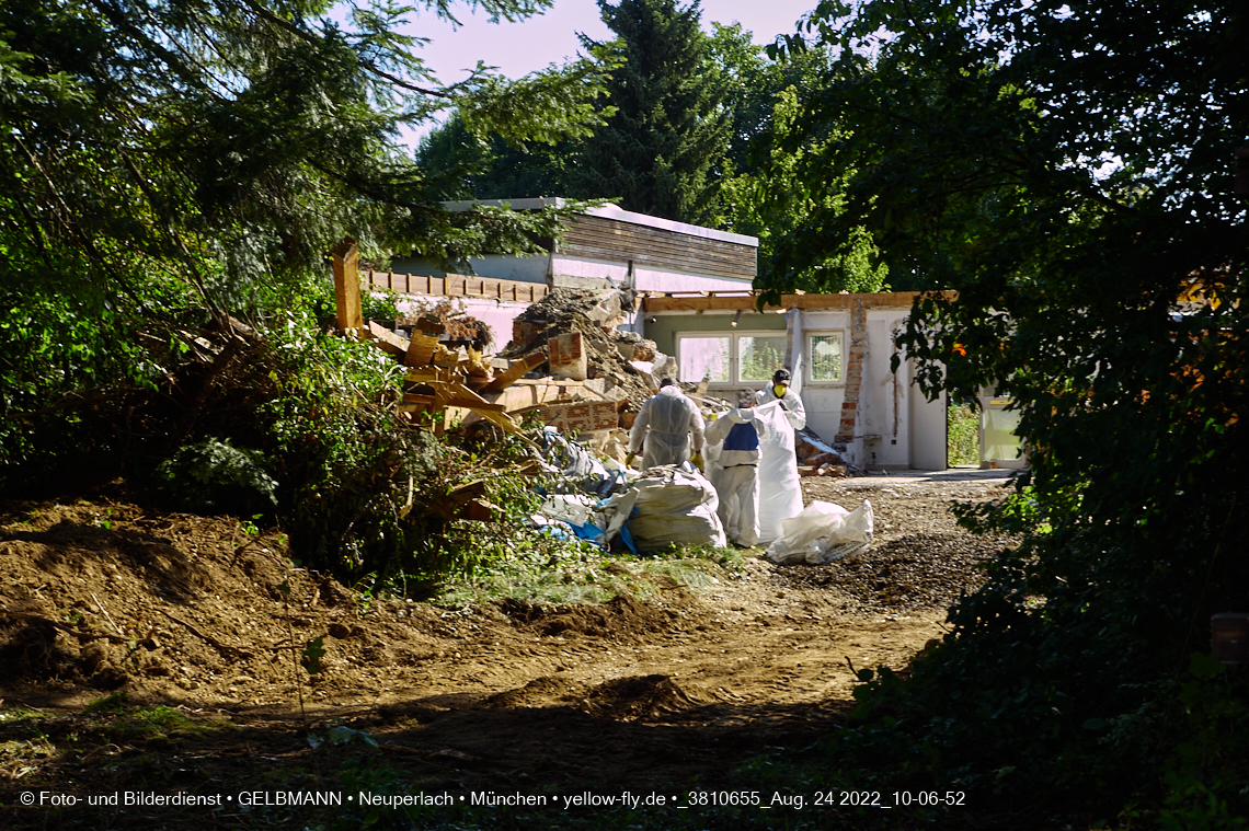 24.08.2022 - Baustelle an der Niederalmstraße 16 und Hugo-Lang-Bogen 13 in Neuperlach-Trudering